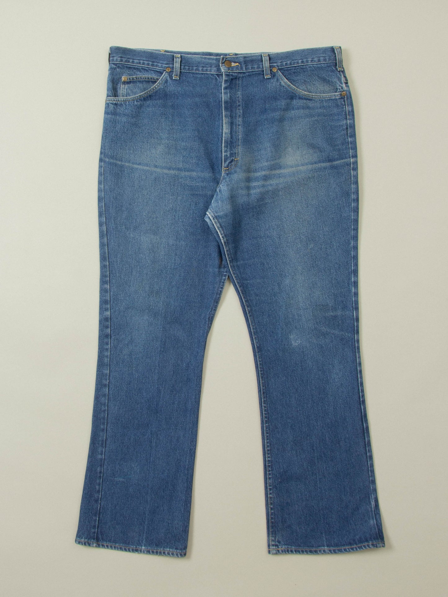 Vtg 1980s Bootcut Lee Riders Jeans - Made in USA (34x31)