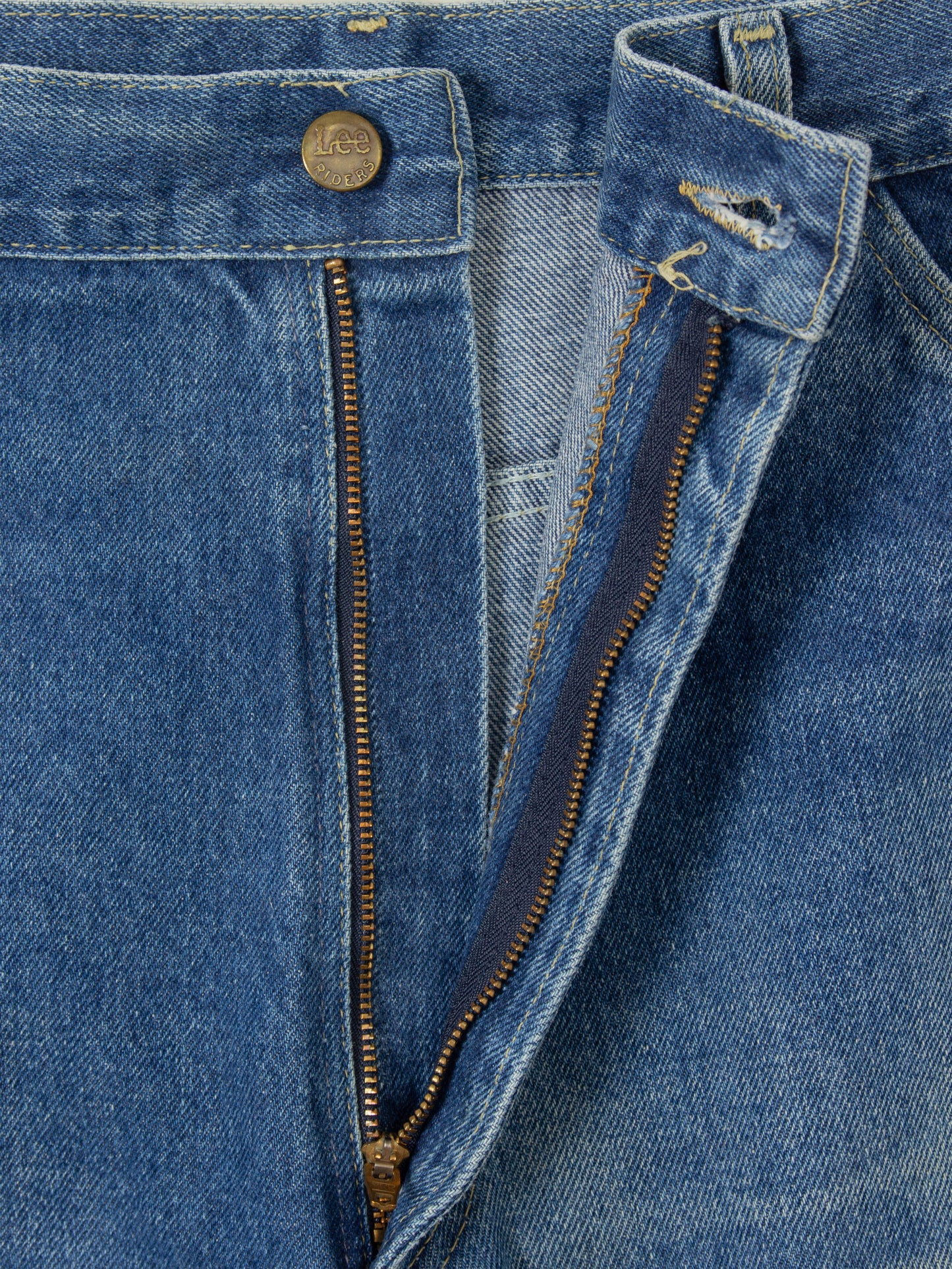 Vtg 1980s Bootcut Lee Riders Jeans - Made in USA (34x31)