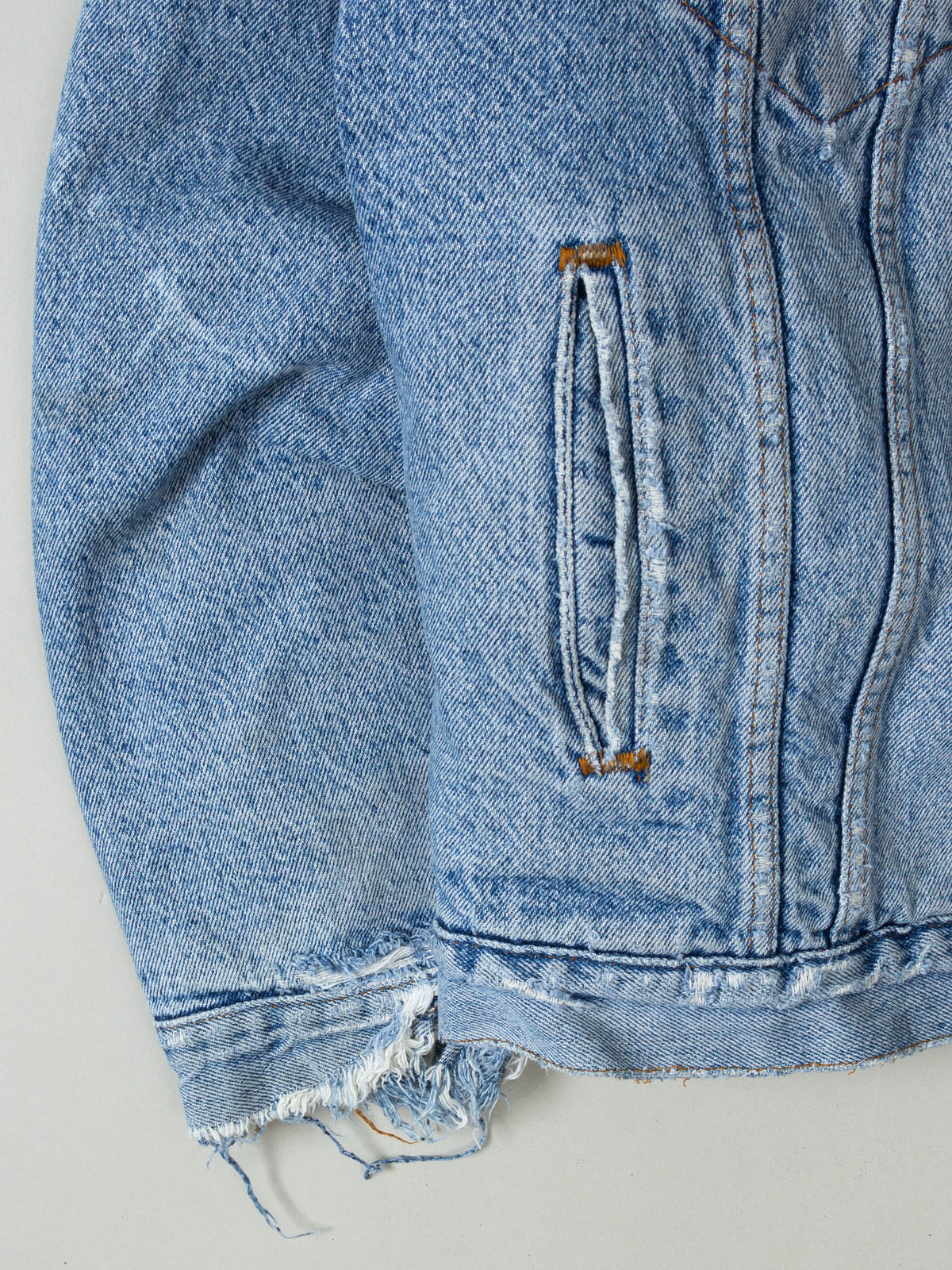 Vtg 1980s Levi's Sherpa Lined Denim Jacket - Made in USA (XL)
