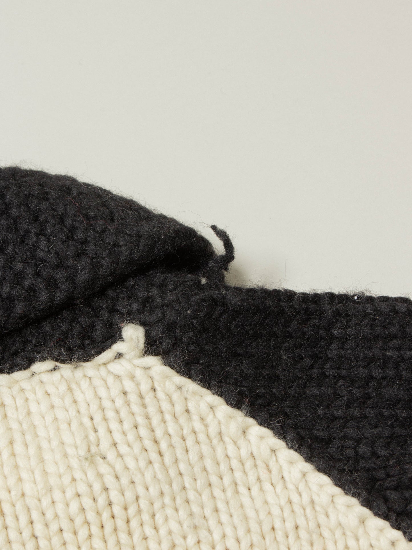 Vtg 1980s Heavy Cowichan Wool Sweater - Made in Canada (L)