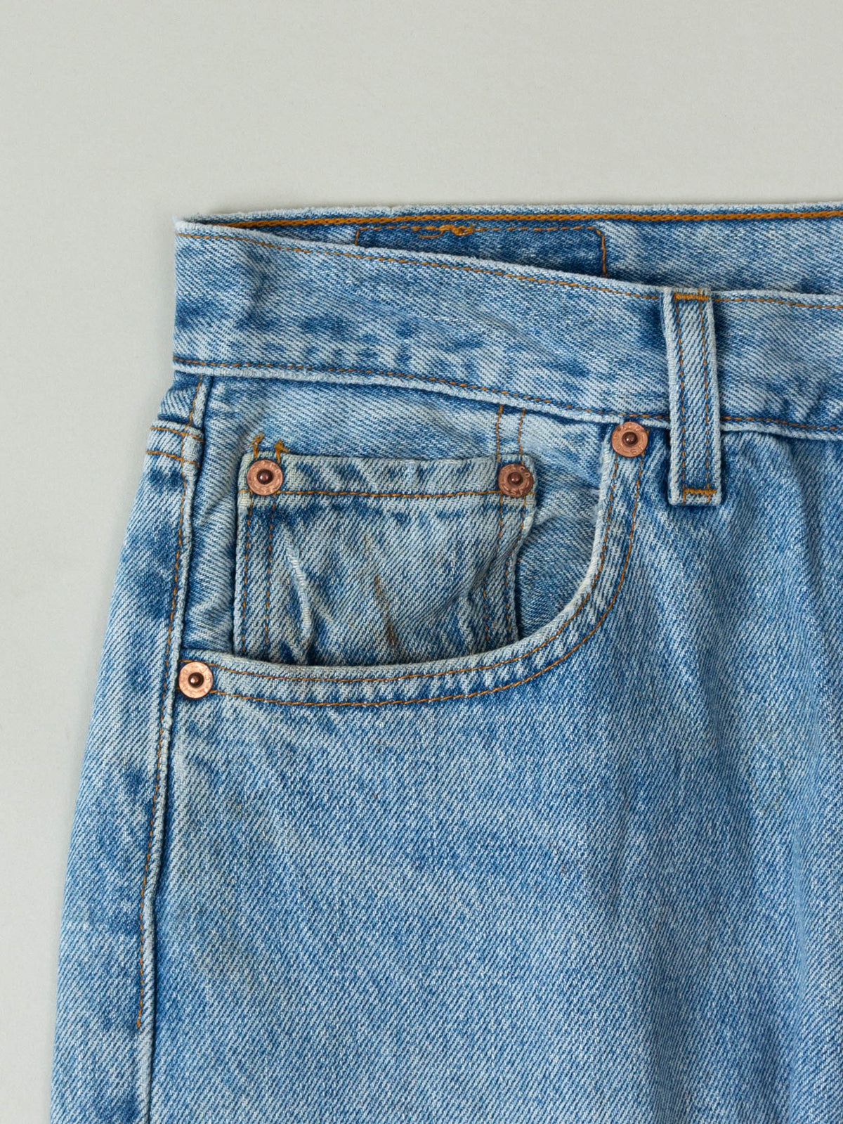 Vtg 1990s Levi's 501 Jeans - Made in USA (32x30)