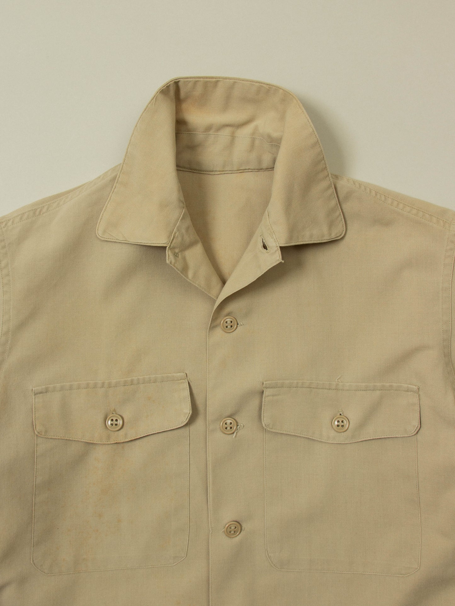 Vtg 1960s US Air Force Short Sleeve Officer Shirt (XS)