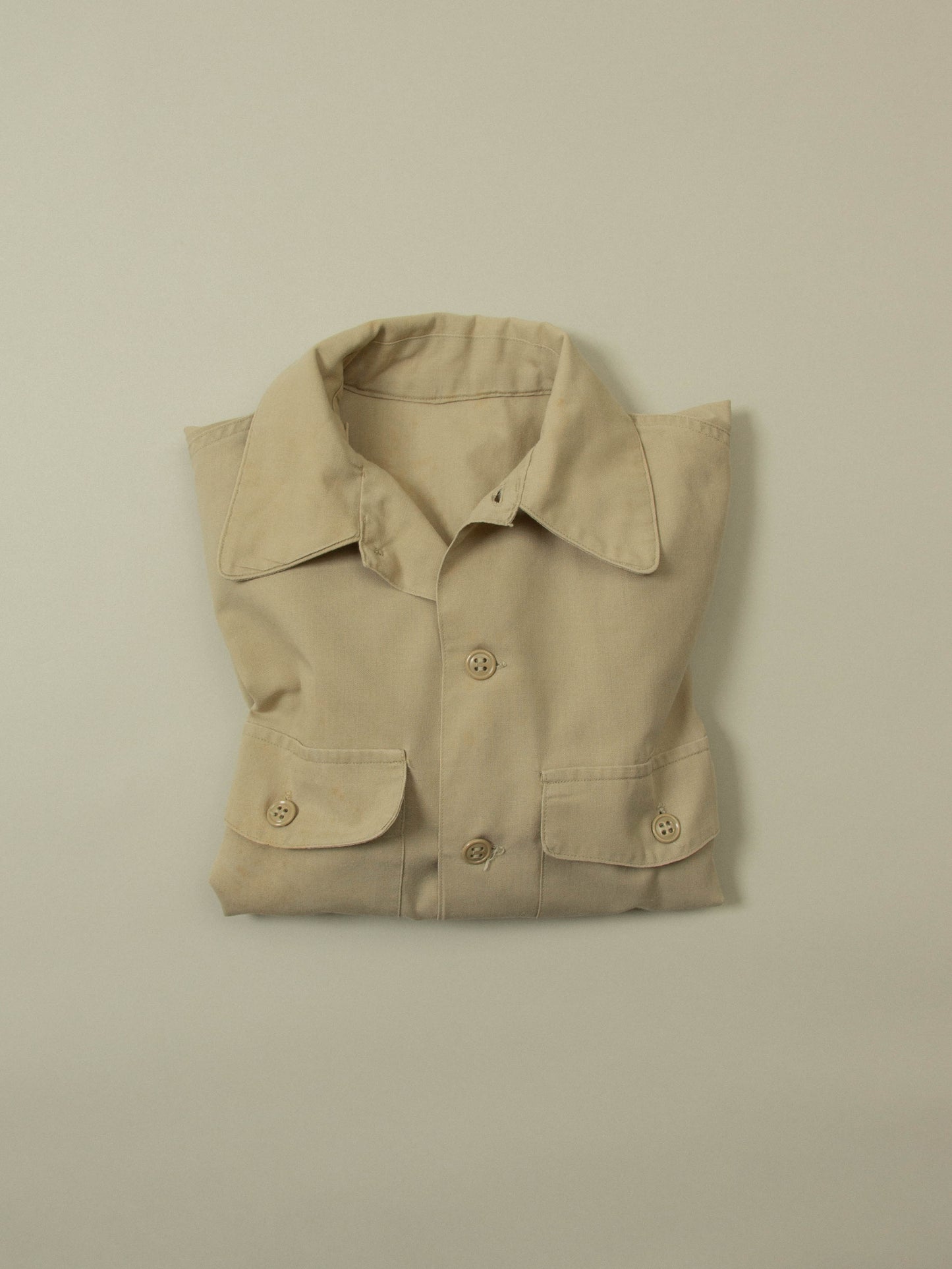 Vtg 1960s US Air Force Short Sleeve Officer Shirt (XS)
