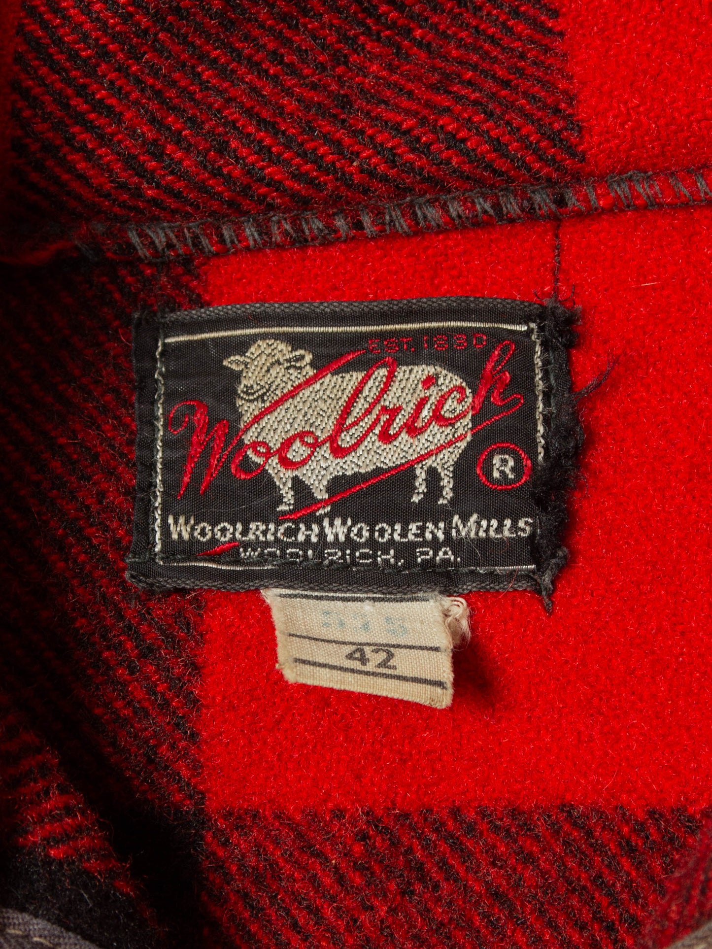 Vtg 1940s Woolrich Buffalo Plaid Jacket - Made in USA (M)