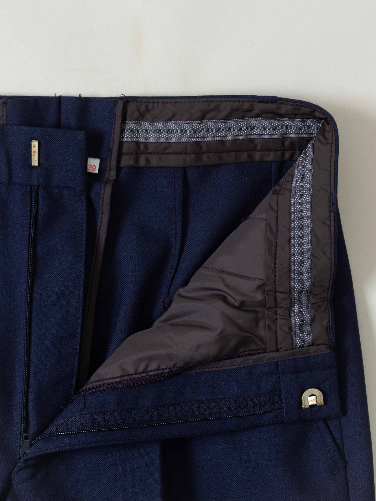 Vtg 1990s Pleated Army Wool Dress Trousers (Navy)