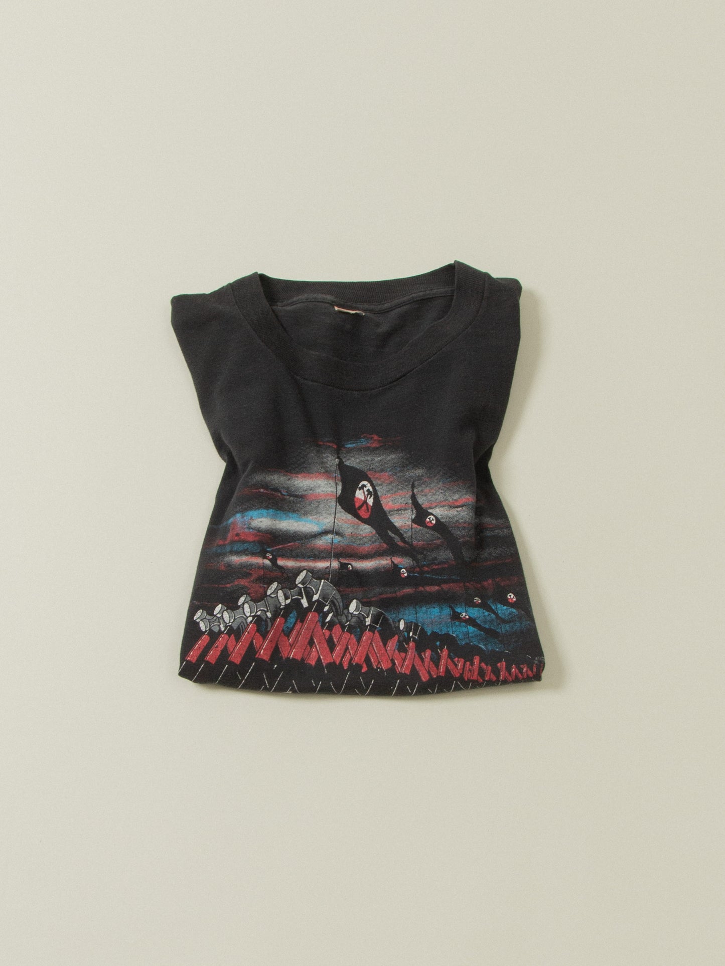Vtg Rare 1980s Pink Floyd 'The Wall' Single Stitch Tee (S/M)