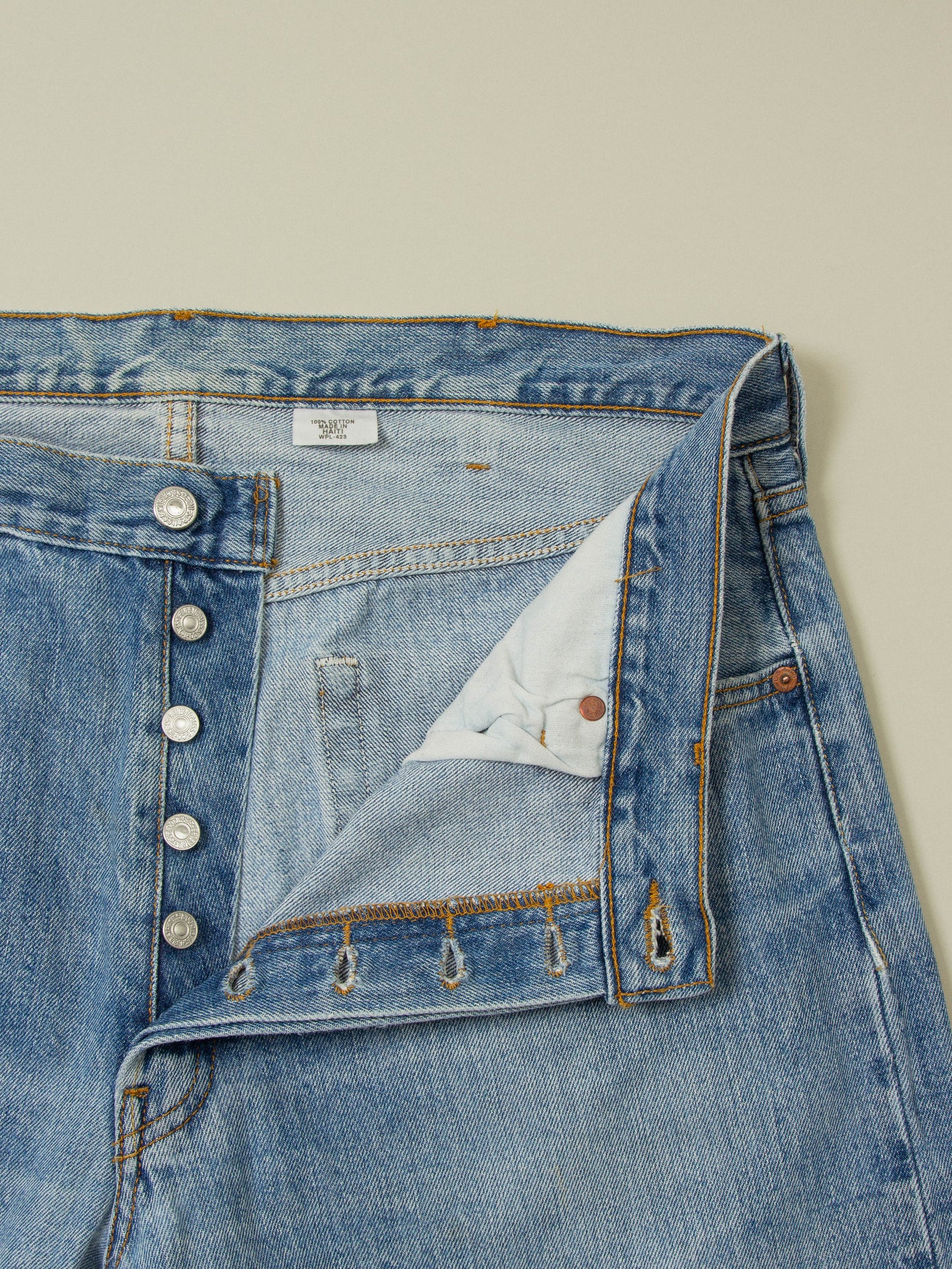 Vtg Levi's 501 Jeans (38x35)