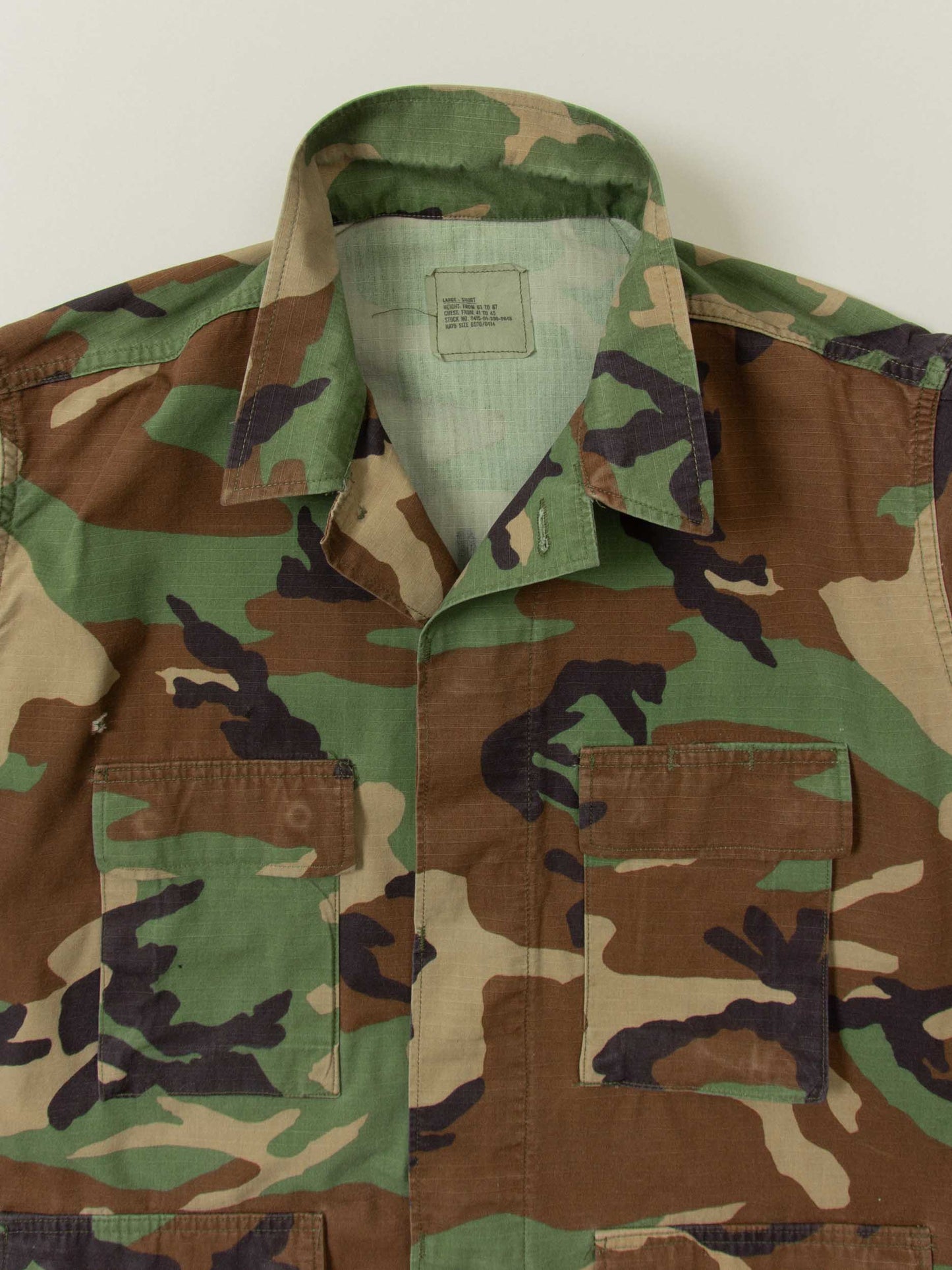 Vtg 1990s US Army Woodland Camo Jacket (L)