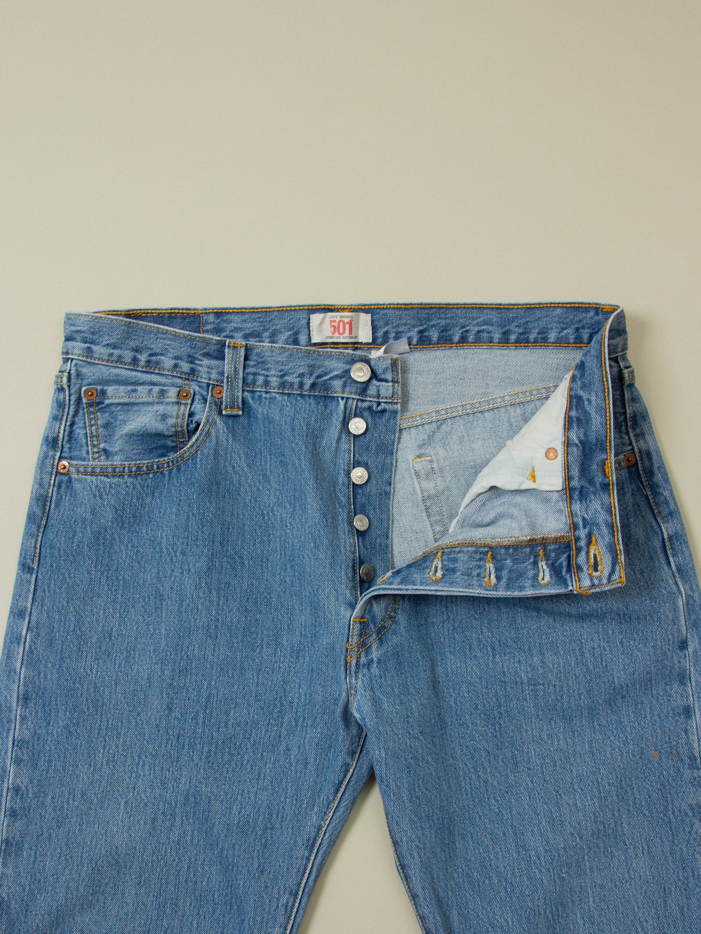 Vtg Levi's 501 Jeans (36x32)