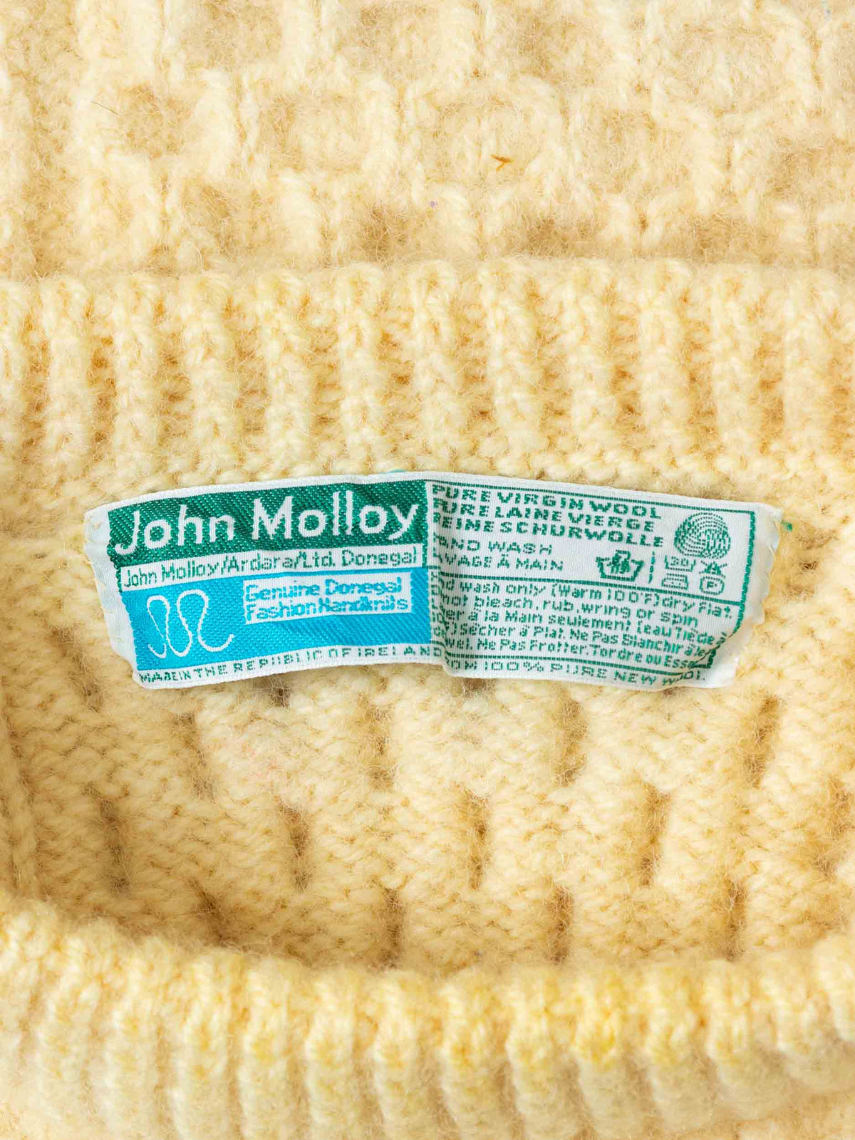 Vtg 1970s Fisherman Knit Wool Sweater – Made in Ireland (M)