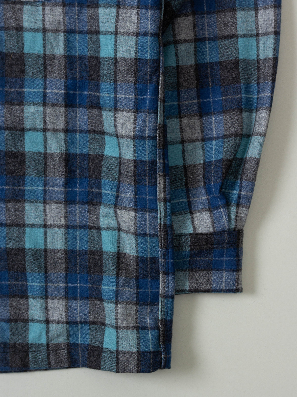 Vtg Pendleton Plaid Flannel Shirt - Made in Mexico (L)