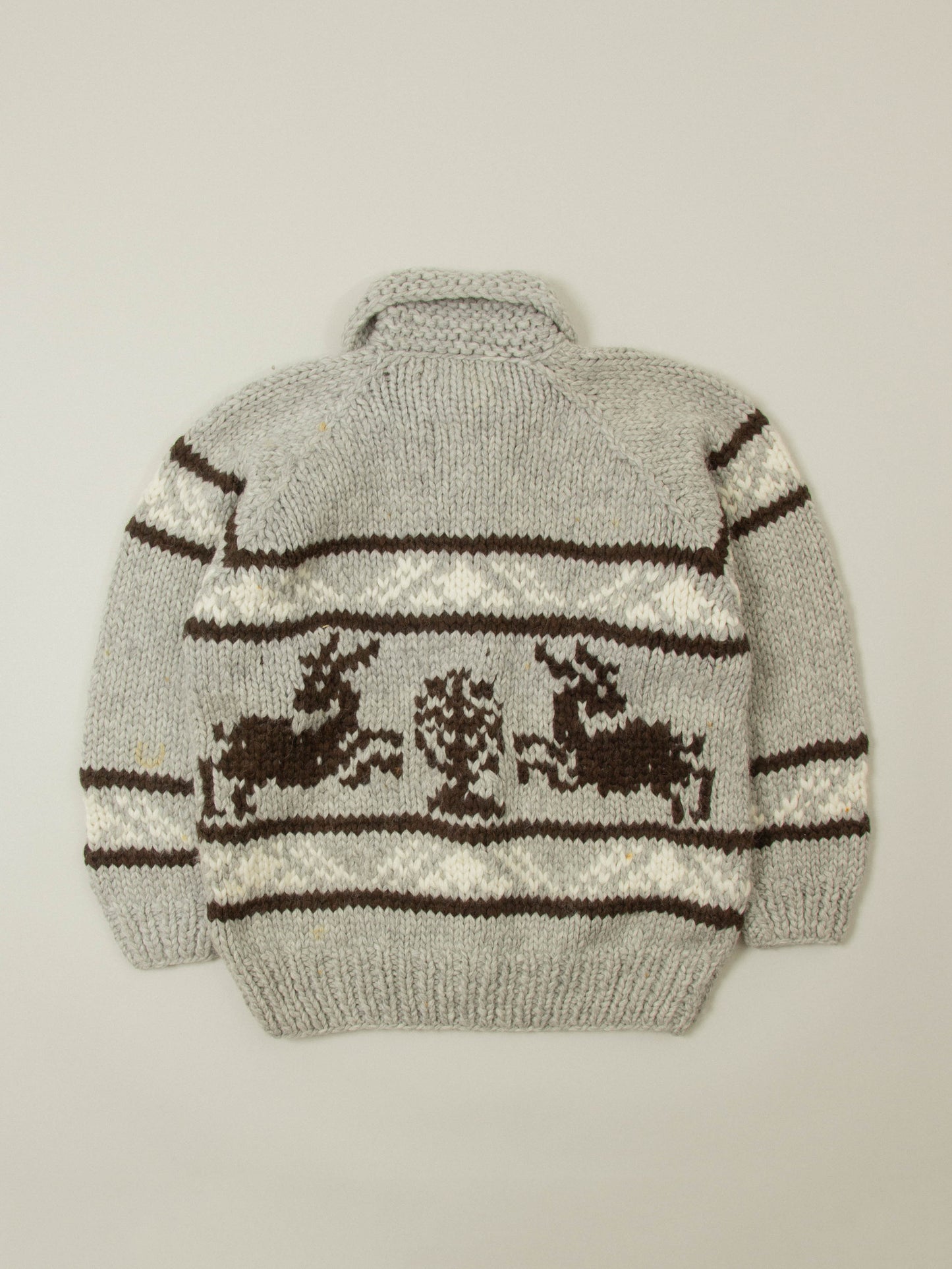 Vtg 1980s Heavy Cowichan Wool Cardigan (XL)