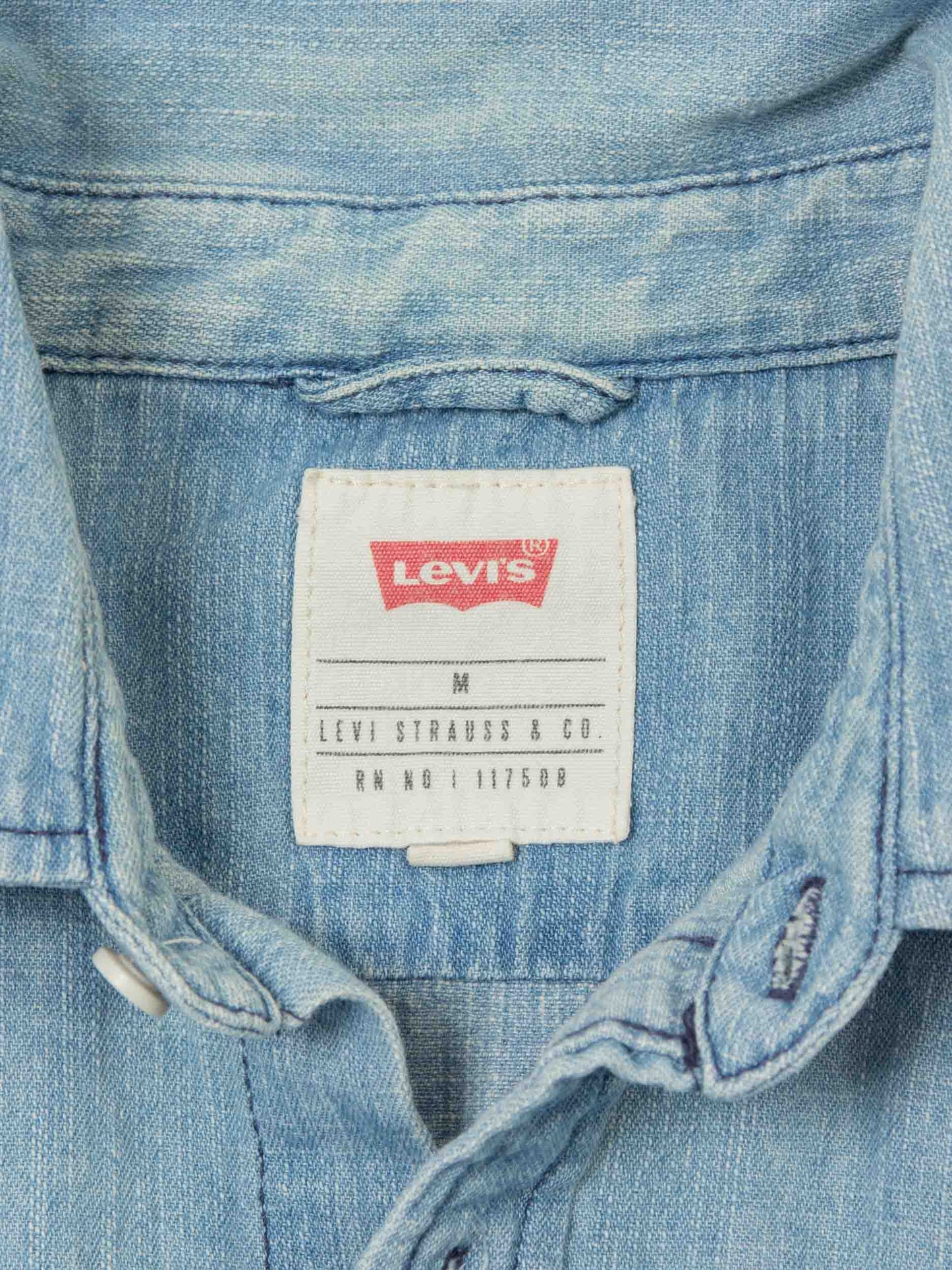2000s Levi's Denim Shirt (M)