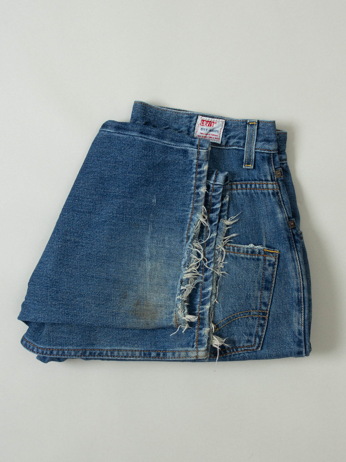 Vtg 1990s Levi's 'Dry Goods' Baggy Jeans (30x31)