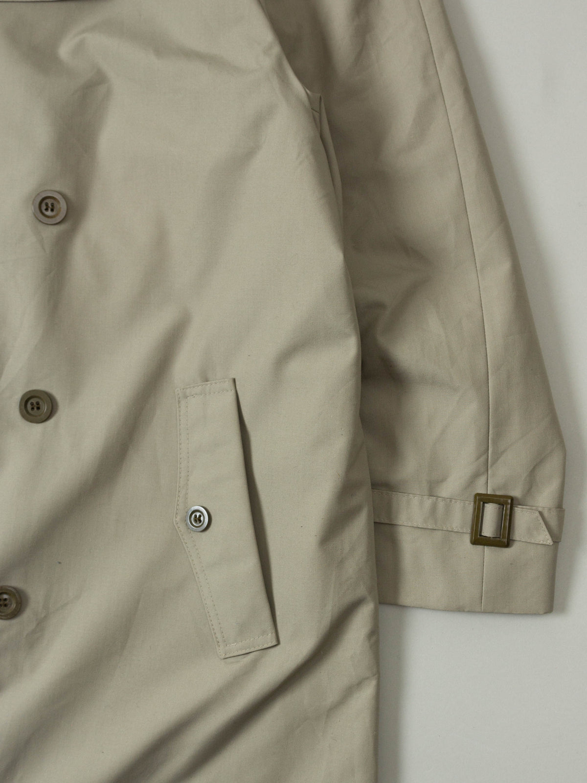 Vtg Double Breasted Raglan Trenchcoat (L)