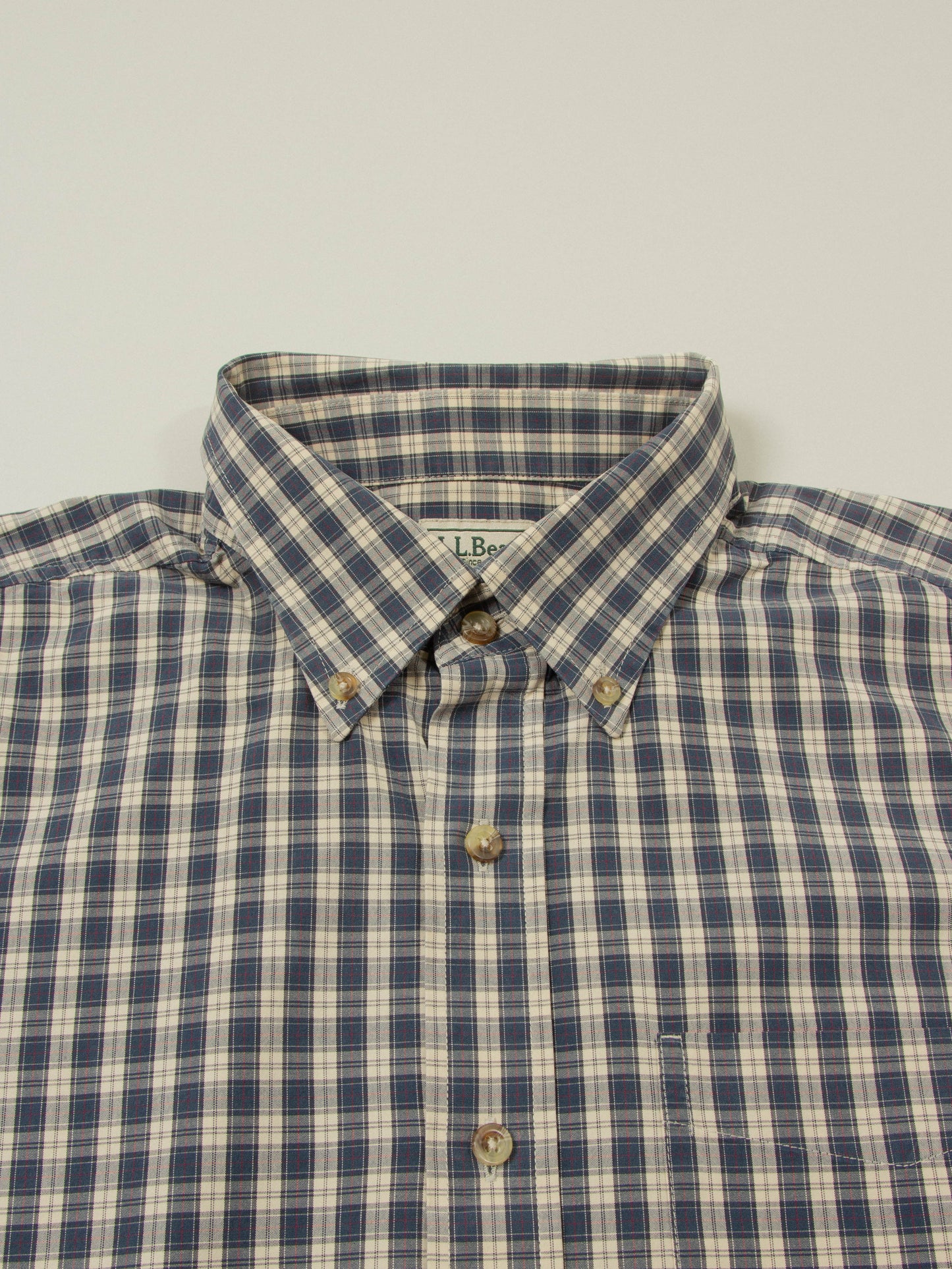 Vtg 1990s L.L.Bean Button Down Shirt (L)