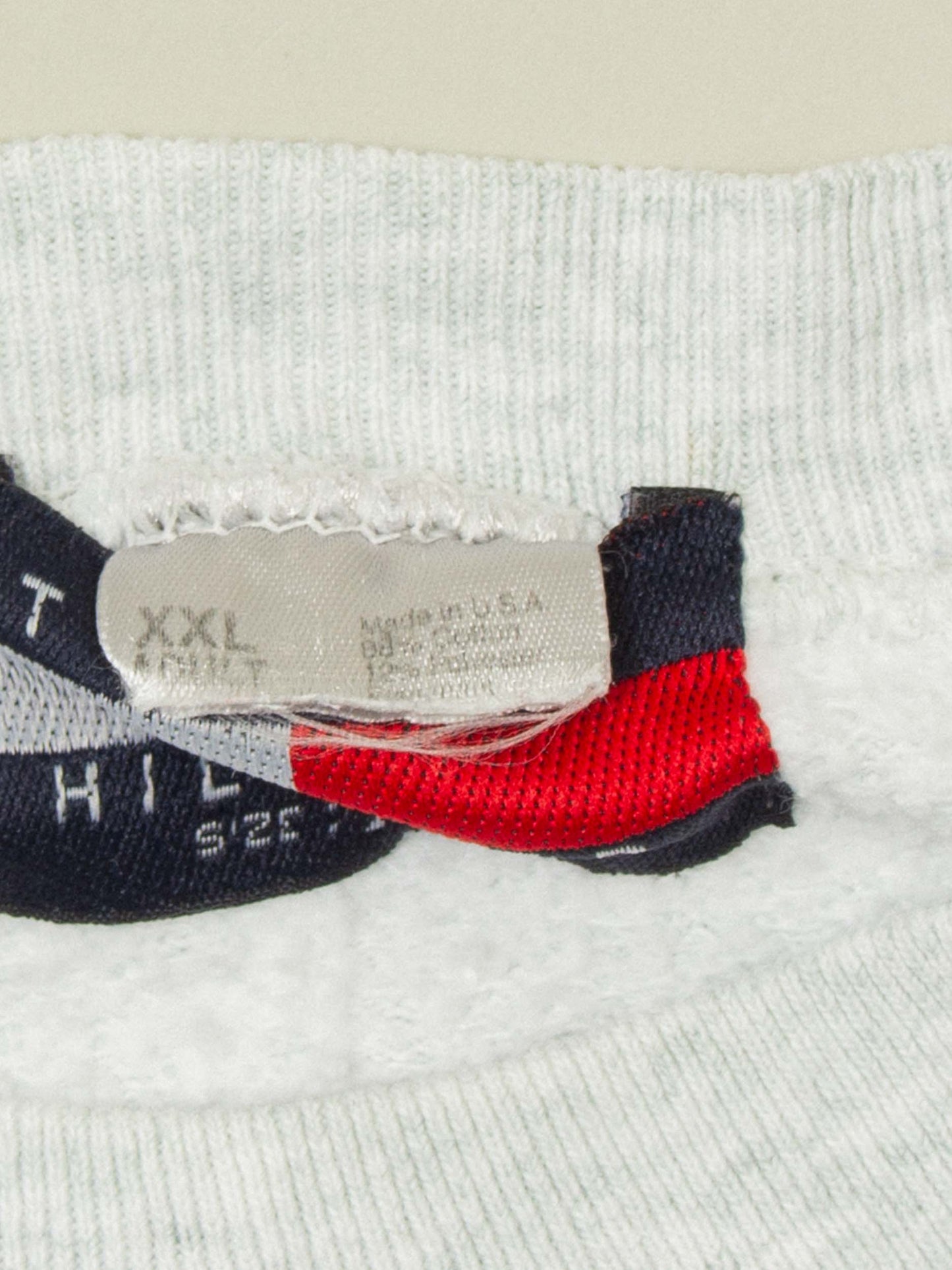 Vtg 1990s Tommy Hilfiger Logo Sweatshirt – Made in USA (XXL)