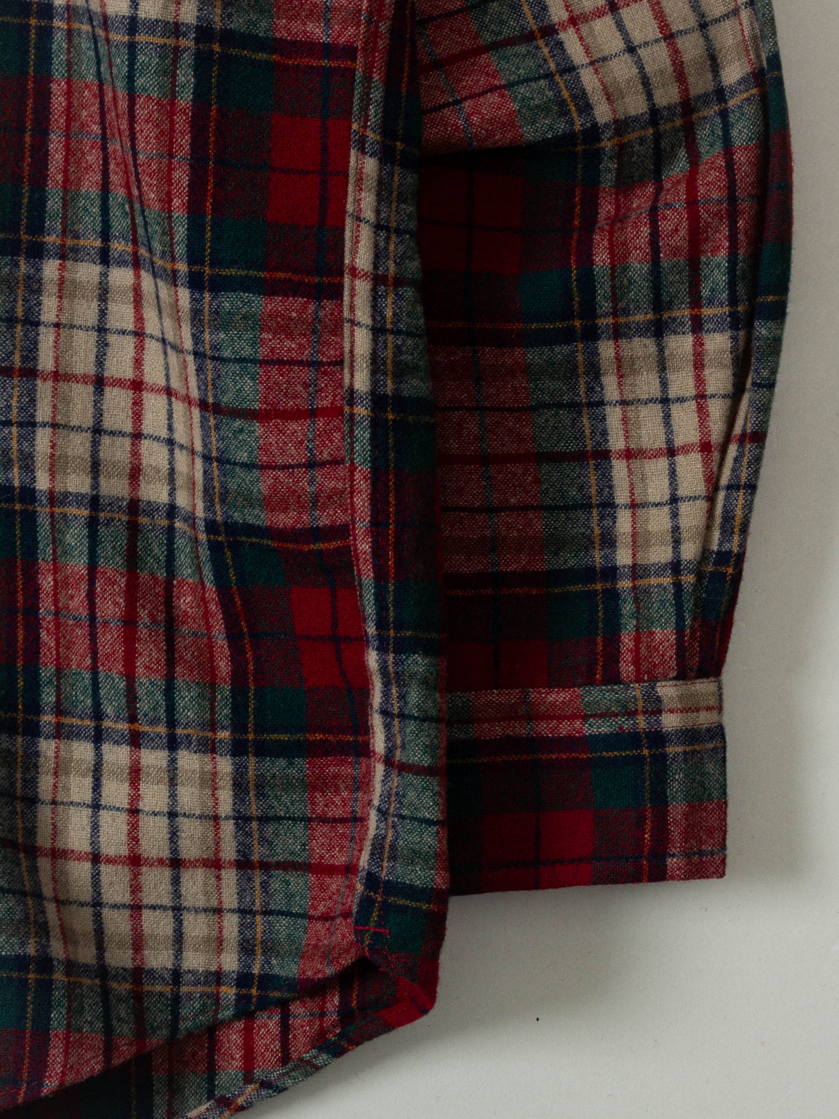 Vtg 1990s Pendleton Wool Flannel Shirt – Made in USA (XL)