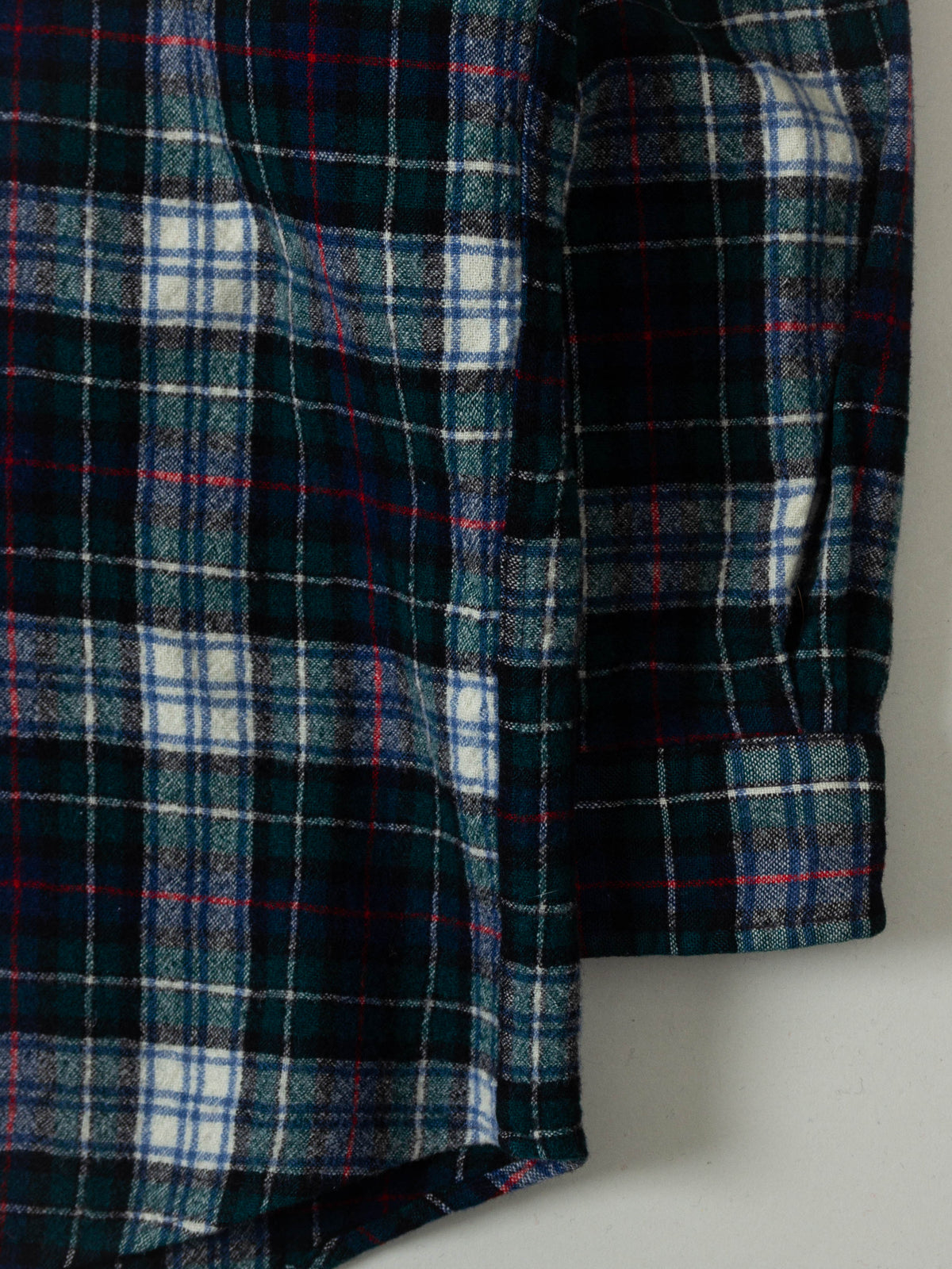 Vtg 1990s Pendleton Wool Flannel Shirt – Made in USA (M)