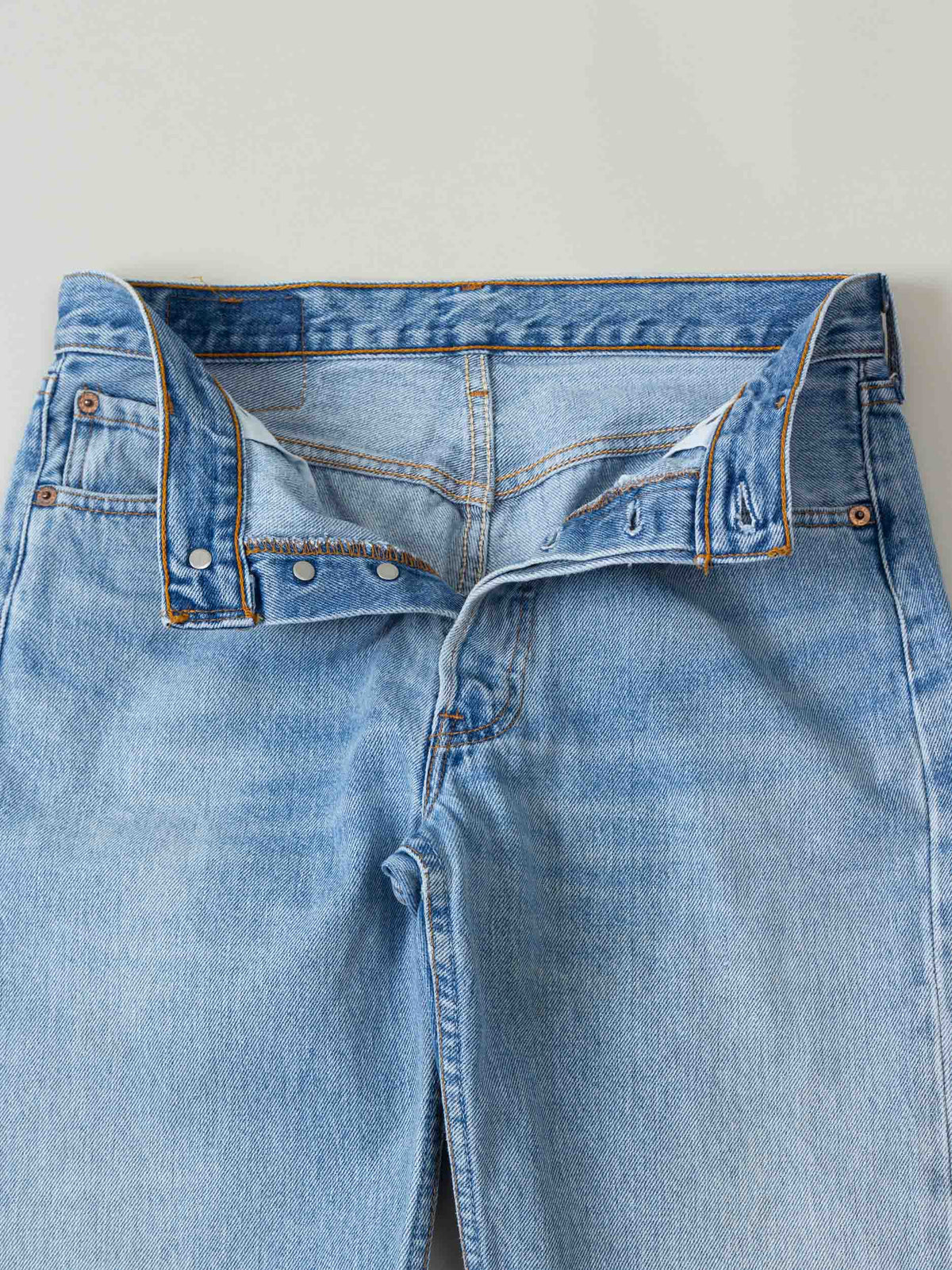 Vtg 1990s Levi's 501 Jeans – Made in USA (30x32)