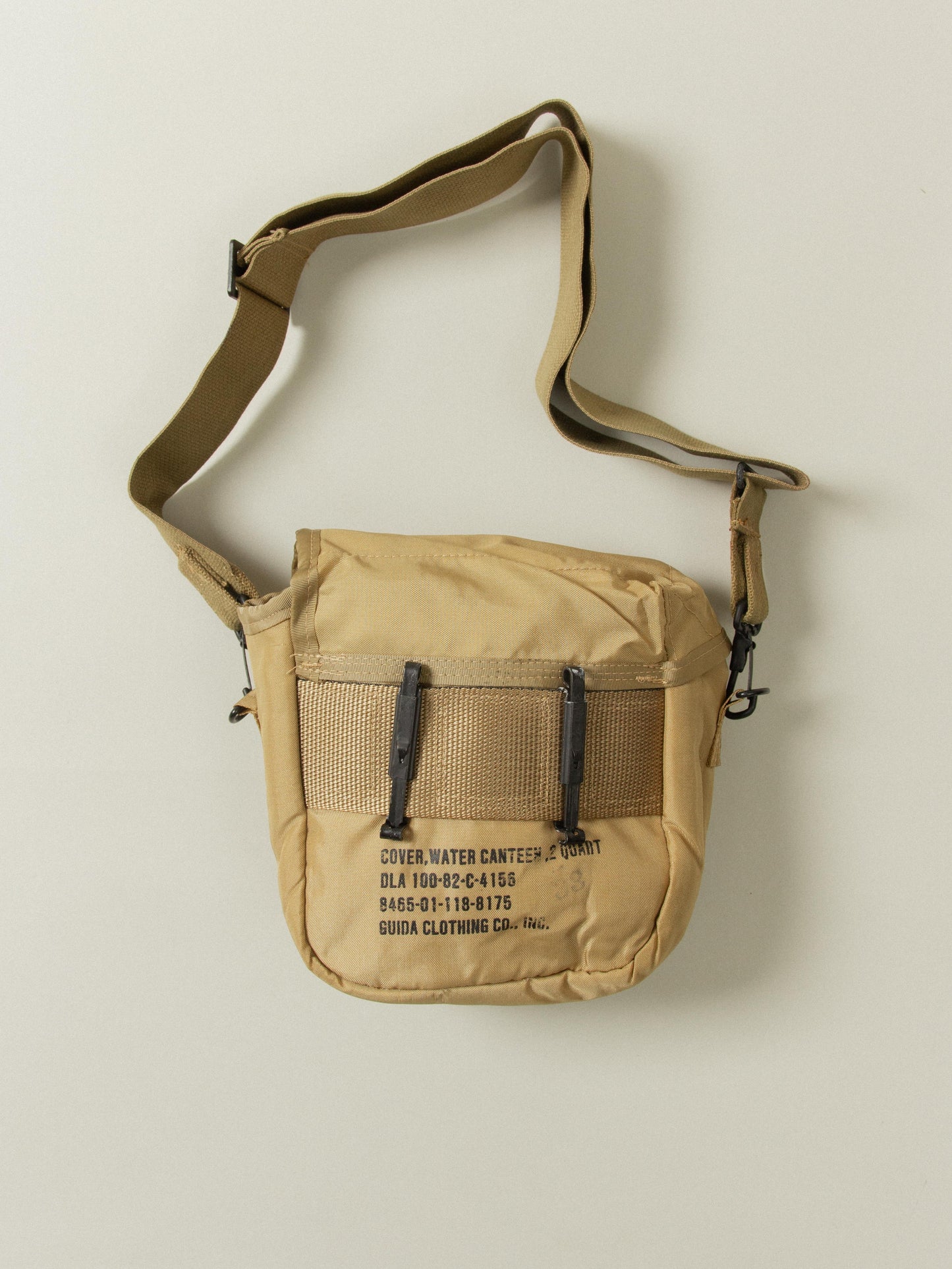 Deadstock 80's US Army Canteen Bag