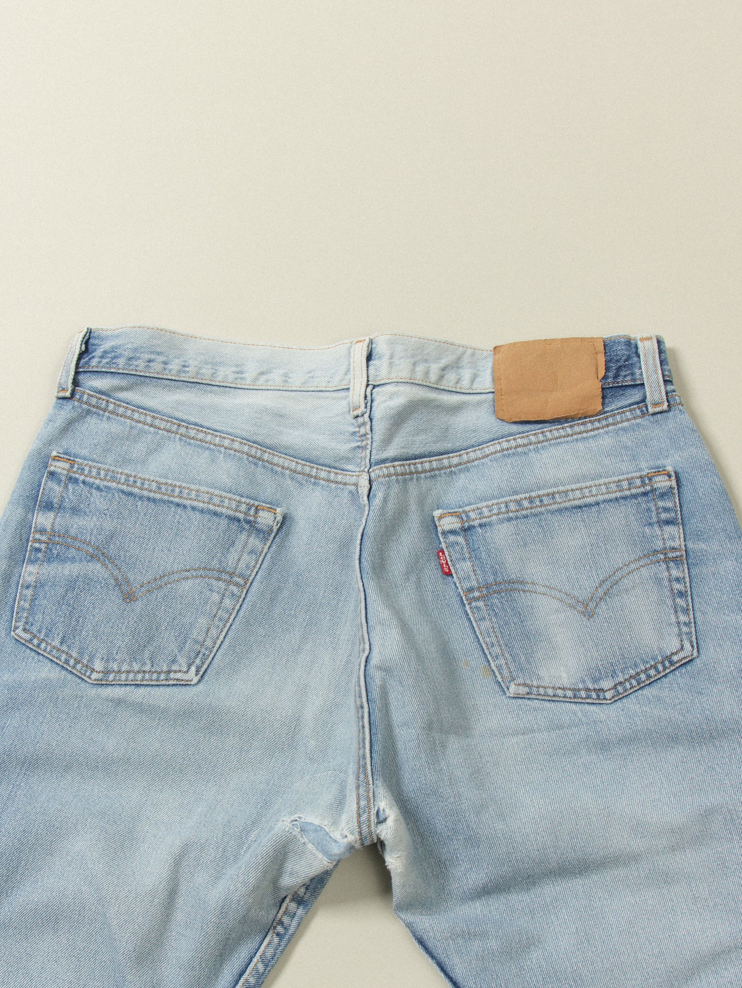 Vtg Levi's 501 - Made in USA (35x30)