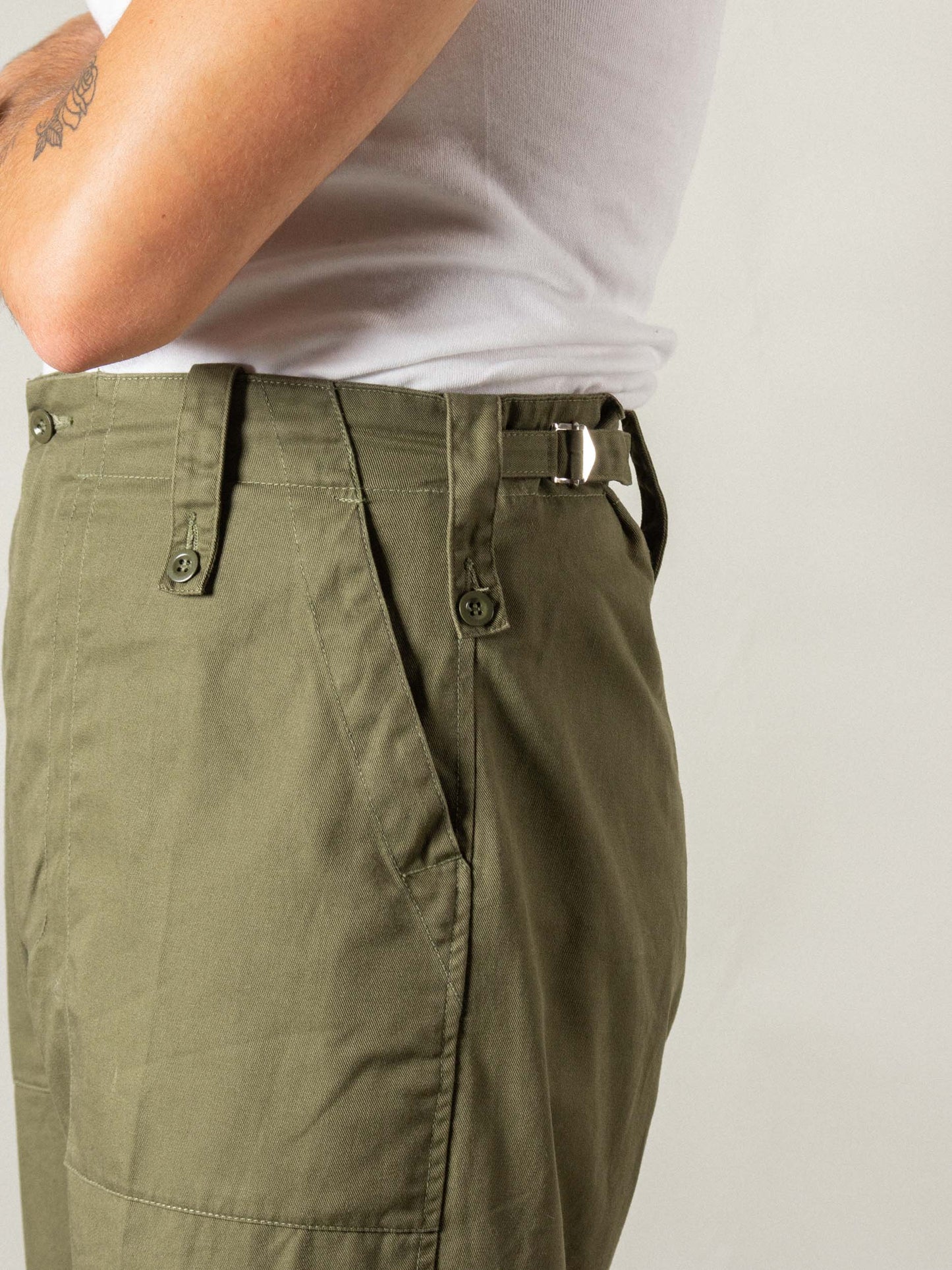 Vtg British Army OG Lightweight Cargo Fatigue Pants