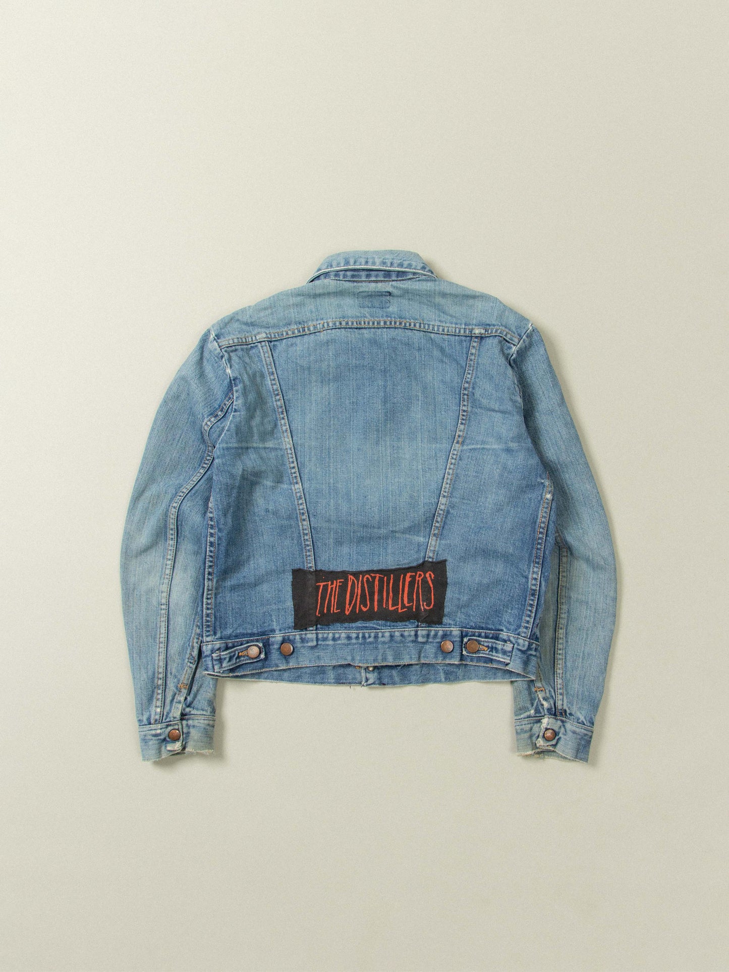 Vtg Wrangler "The Distillers" Denim Jacket - Made in USA (M)