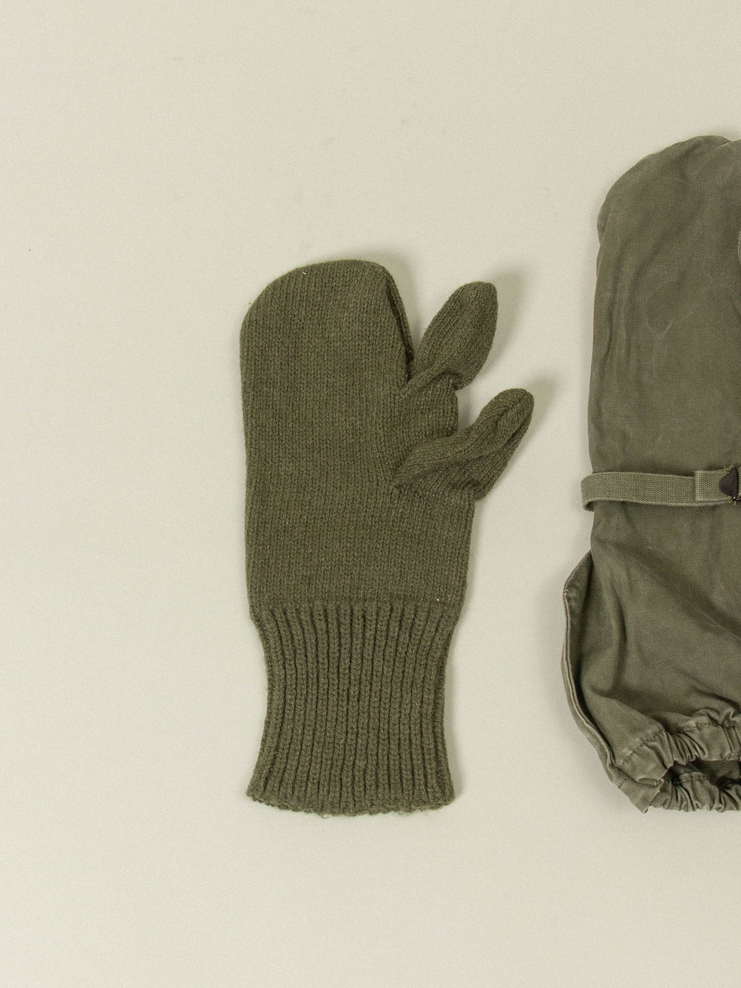 Vtg 1950s US Army M-51 "Trigger Finger" Field Gloves
