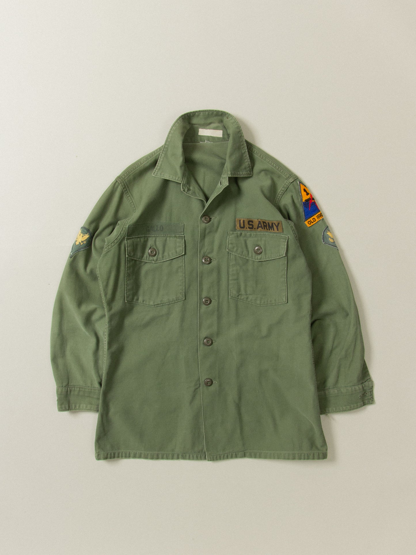 Vtg 60s US Army OG-107 Fatigue Shirt (S)