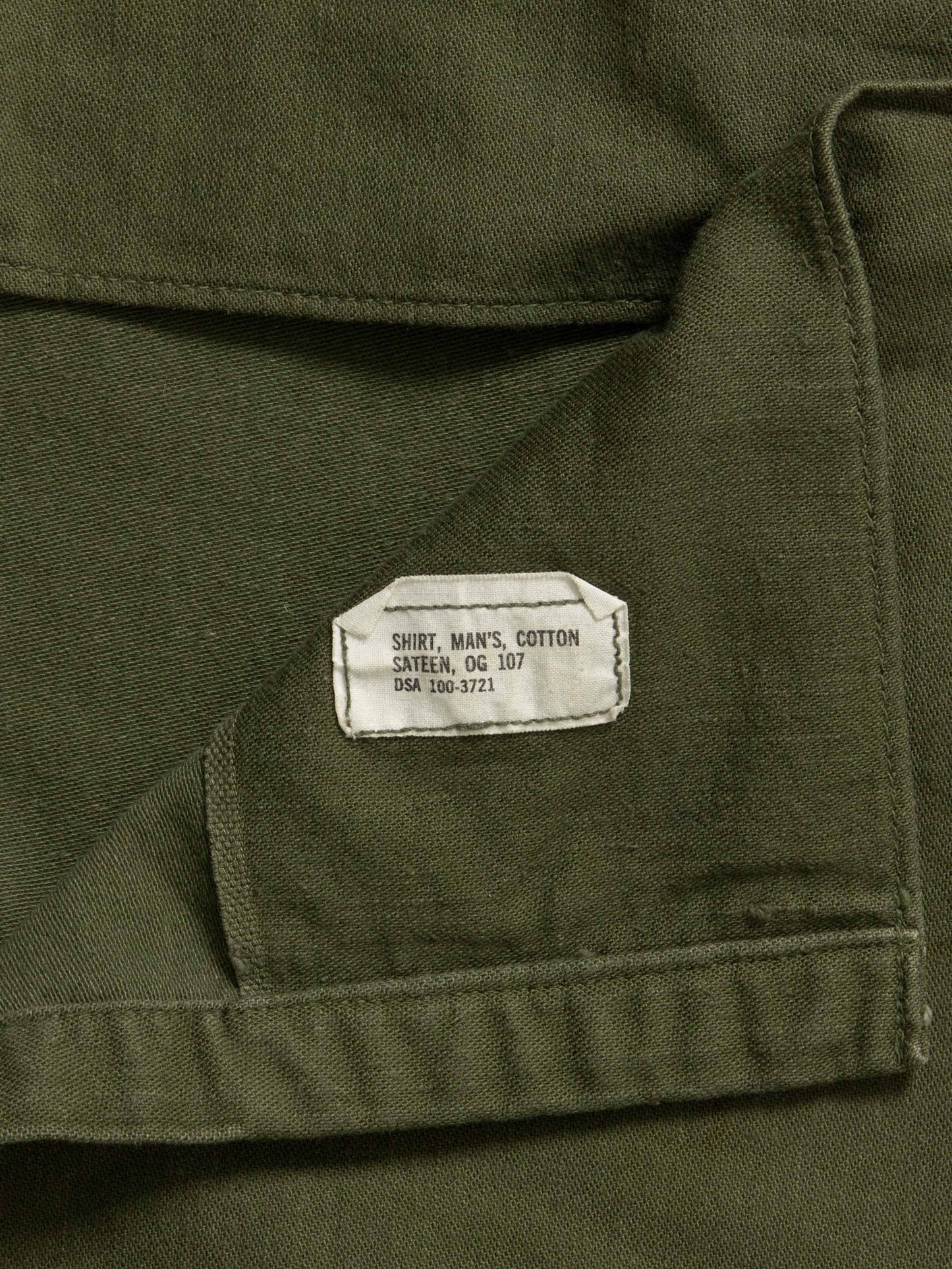 Vtg US Army OG-107 Fatigue Shirt (XS)
