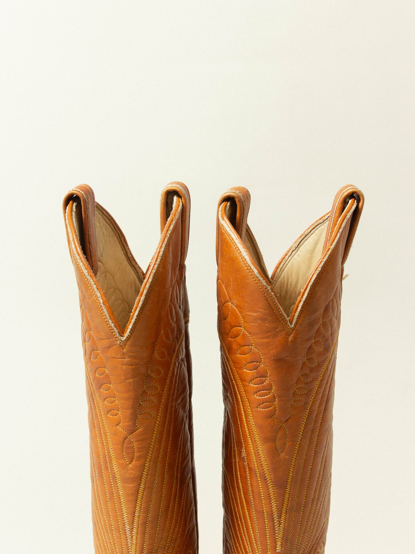 Vtg Women's Tony Lama Cowboy Boots (US 5.5)