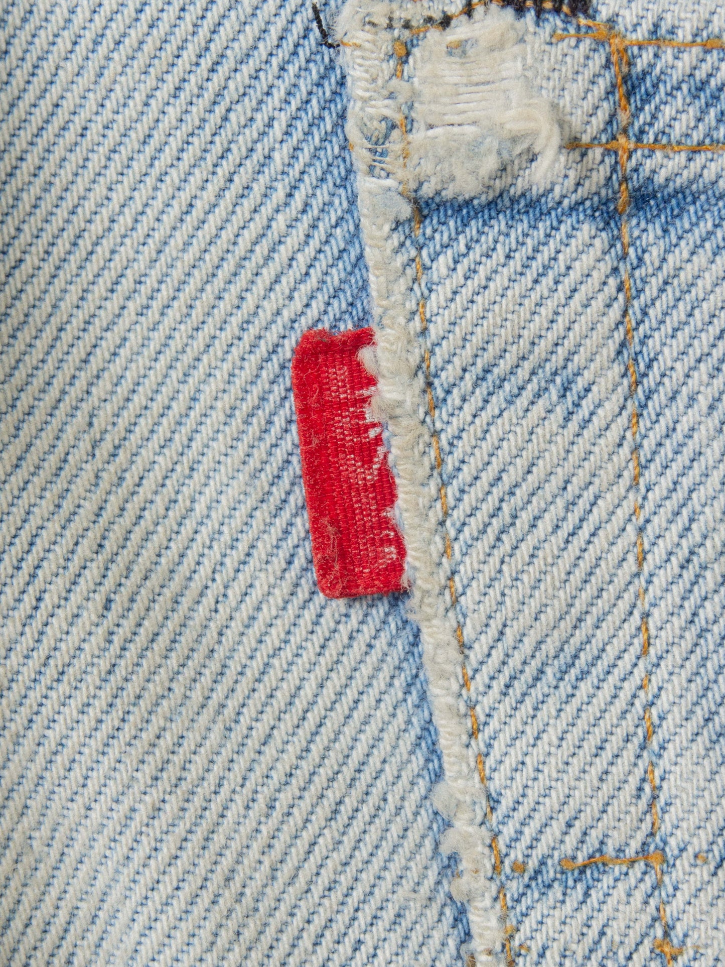 Vtg 1980s Selvedge Levi's 501 - Made in USA (32x35)