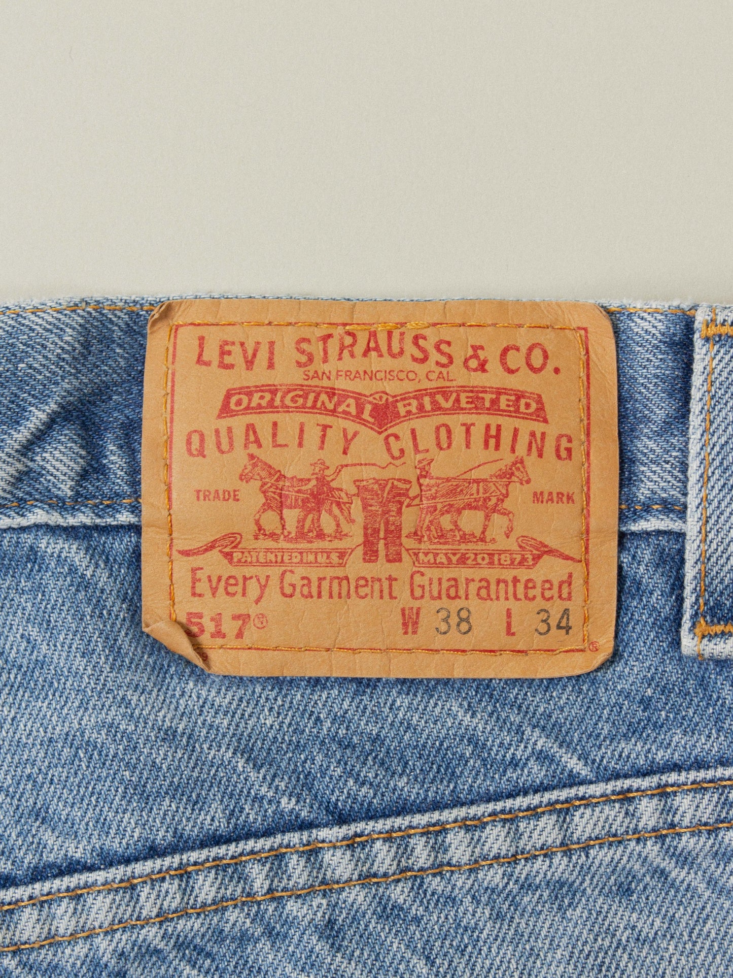 Vtg Levi's 517 - Made in USA (38x33)