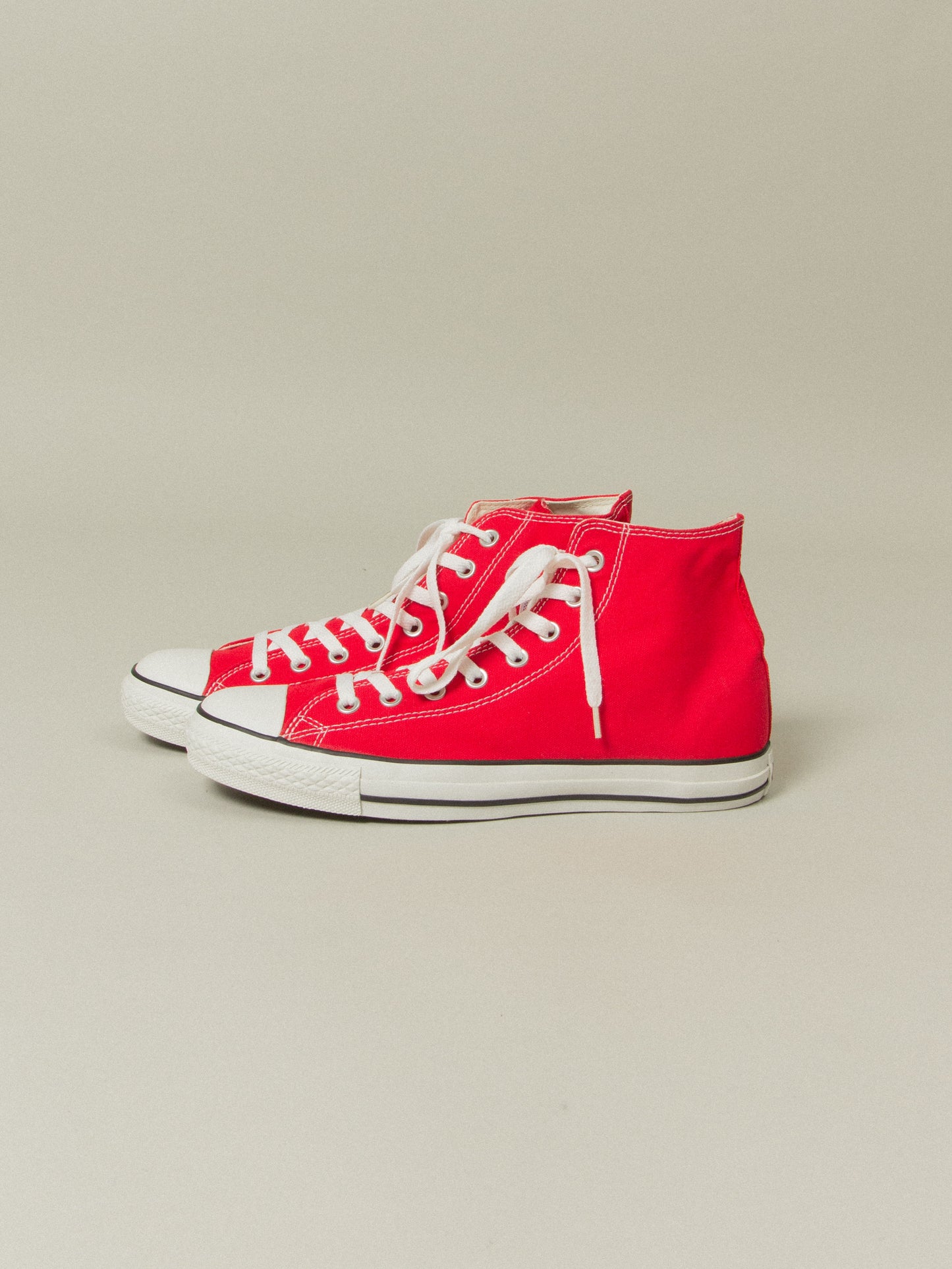 NOS Early 2000s Converse All Star - Red